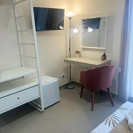 Slow Chic Papardo 3* مسينا