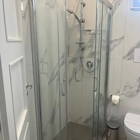 Slow Chic Papardo فندق مبيت وإفطار مسينا