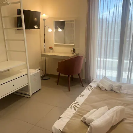 Slow Chic Papardo Bed & Breakfast *